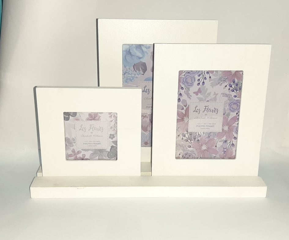 MODERN WOODEN WHITE MULTI FRAME Carlys