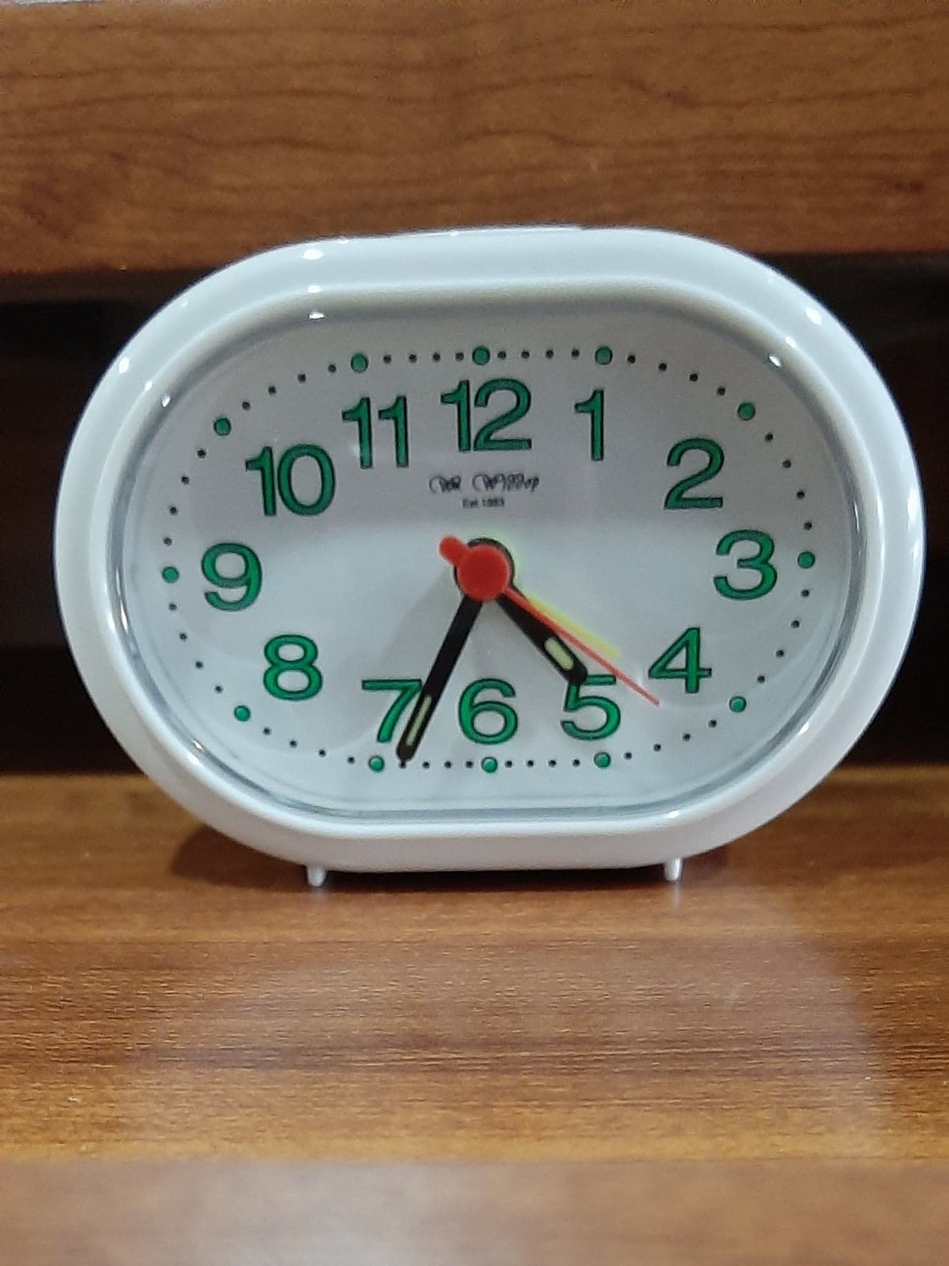 ROUND ALARM CLOCK Carlys